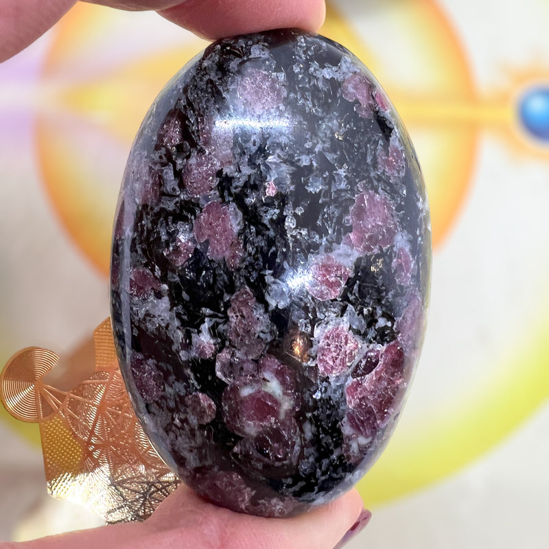 Garnite Biotite Luck Stone