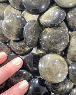 Sheen Obsidian Round Palms